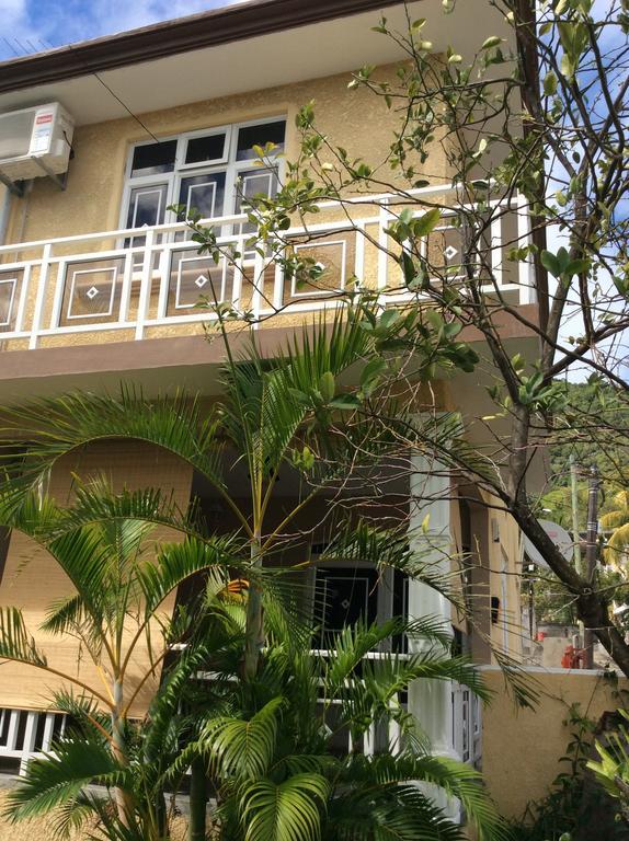 לה גולט La Casa Mia Guesthouse מראה חיצוני תמונה